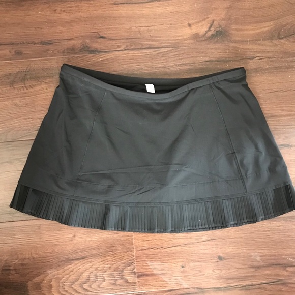 lululemon athletica Dresses & Skirts - Lululemon Tennis Skort